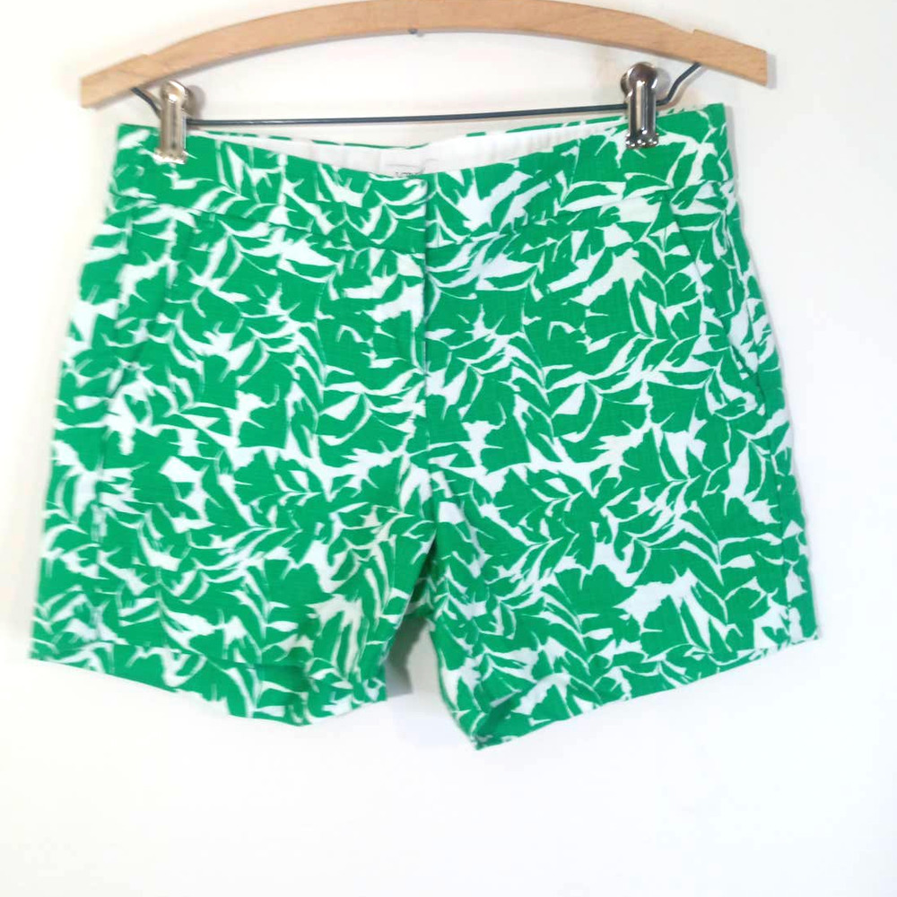J. Crew Women Sz 0 Green White Leaf Tropical Print Shorts Preppy Boho Summer - Picture 3 of 8